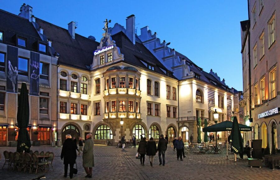 Munich: Food Tour Beer- 3 small beers & "Brotzeit" in GERMAN - Practical Considerations