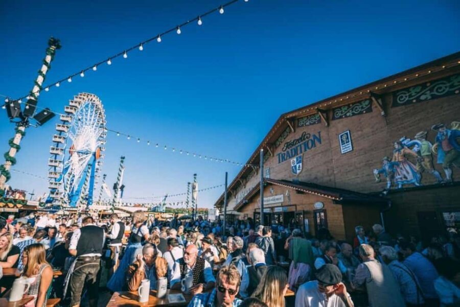 Munich: Oktoberfest Large Beer Tent Evening including Table Reservation - FAQ