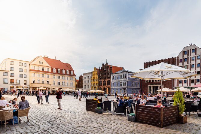 Munich: Old Town Highlights Private Walking Tour - How the Tour Feels in Practice