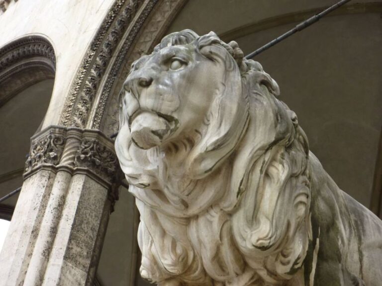 Munich: Private Walking Tour of the Historical City Center - Exploring Munich’s Historic Streets with a Personal Touch