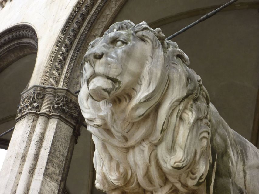 Munich: Private Walking Tour of the Historical City Center - Exploring Munich’s Historic Streets with a Personal Touch