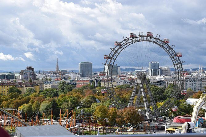 Munich to Vienna Private Transfer with 2 hours Sightseeing - Who Is This Tour Best For?