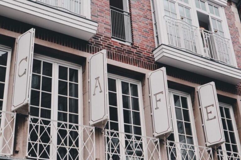 Munster: Insta-Perfect Walk with a Local - A Deep Dive into the Munster Insta-Perfect Walk