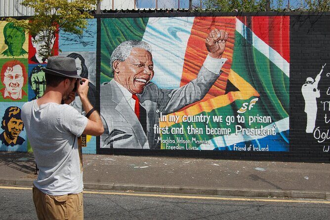 N0 1 Belfast black cab Irish and British mural 2hr private tour - What Makes This Tour Stand Out