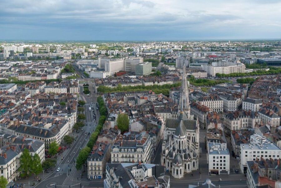 Nantes Private Guided Walking Tour - What the Tour Covers in Detail