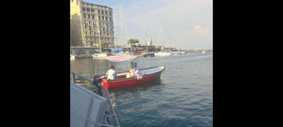Naples: Boat tour / Giro in barca - FAQ