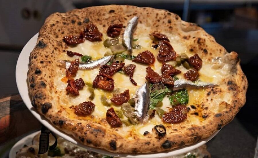Naples: Pizza tasting gourmet experience - What to Expect from This Gourmet Pizza Tasting
