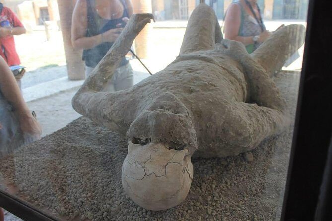 Naples & Pompeii from Rome by Fast Train - Small Group - Price and Value: Is It Worth It?