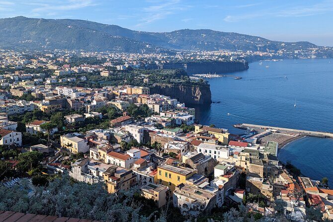 Naples: Private transfer to Sorrento - Key Points