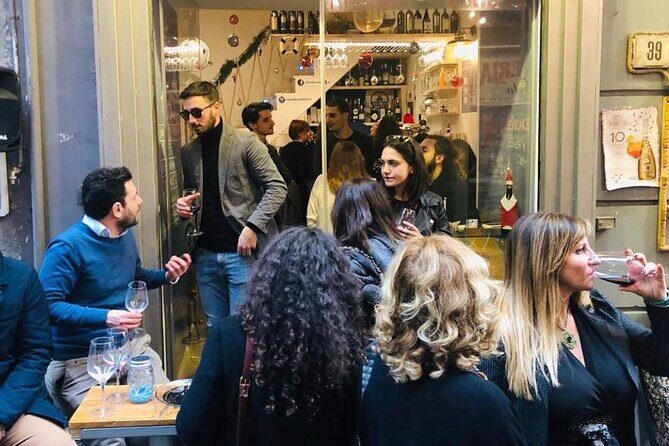 Napoli Pub Crawl in the Old Town - The Sum Up