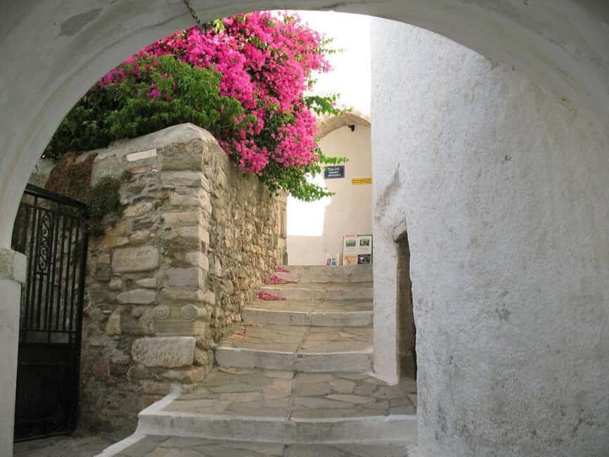 Naxos 101: Your Essential Island Welcome - The Sum Up
