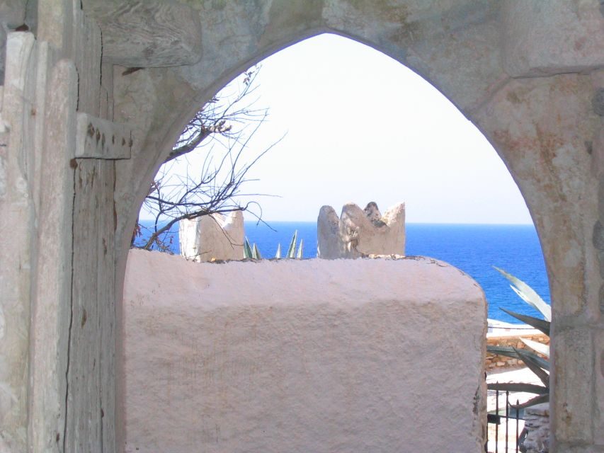Naxos Castle Walking Tour and Sunset at the Portara - An In-Depth Look at the Naxos Castle Walking Tour and Sunset Experience