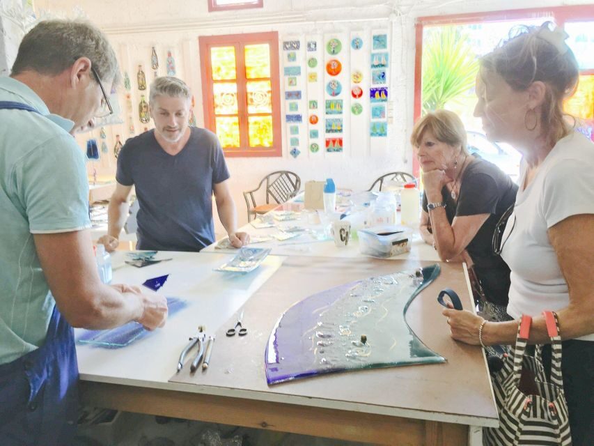 Naxos: Workshop Fusing Glass in Galanado - An In-Depth Look at the Fusing Glass Workshop in Galanado