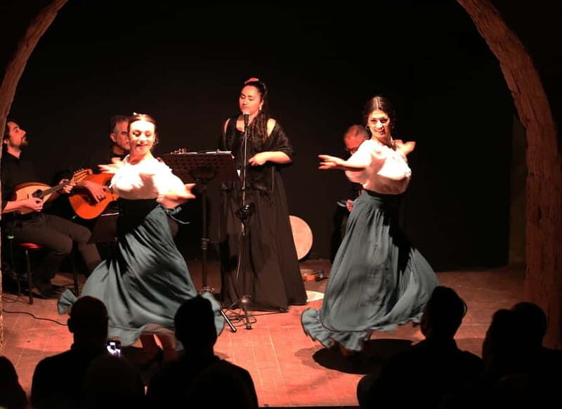 neapolitan show with traditional music, dance and tasting! - A Detailed Breakdown of the Experience