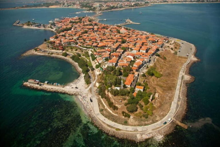 Nessebar: Guided Tour in English with Wine Tasting - What Makes This Tour Stand Out