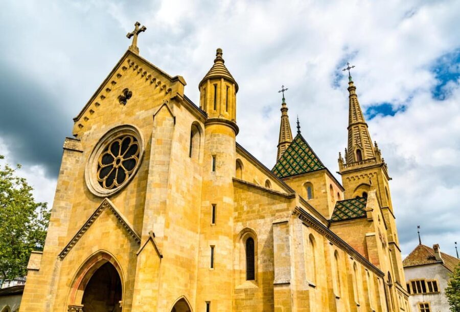 Neuchâtel: Express Walk with a Local in 60 minutes - Who Is This Tour Best For?