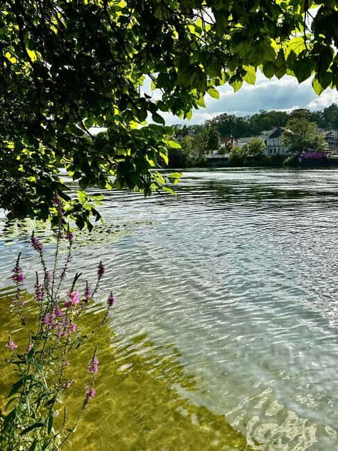 Neuilly Plaisance: Self-service kayak and paddleboard rental - Who Should Consider This Activity?
