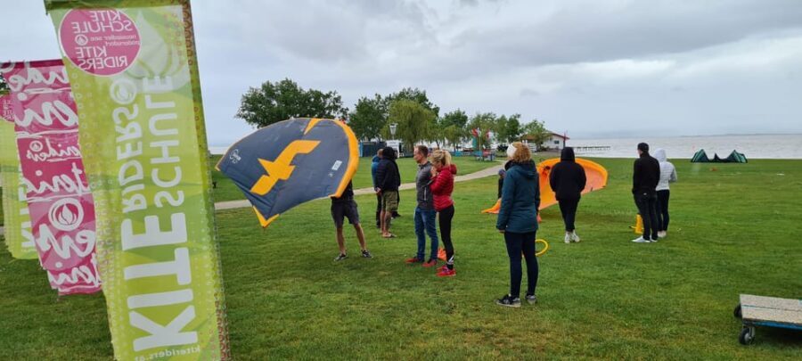 Neusiedler See: Wing Surfing Taster Experience - Equipment and Instructors