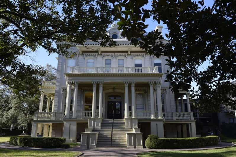 New Orleans: Garden District Walking Tour - Why This Tour Offers Great Value