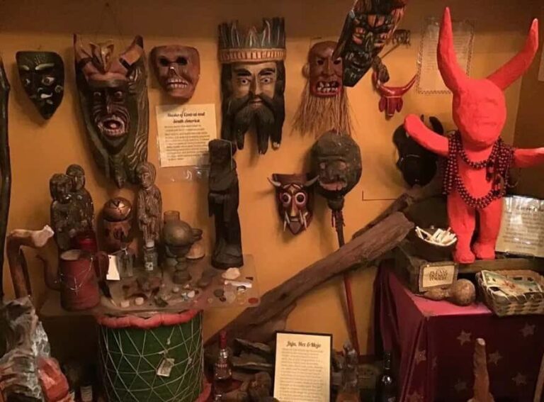 New Orleans: Guided Museum and Voodoo Walking Tour - An In-Depth Look at the Experience
