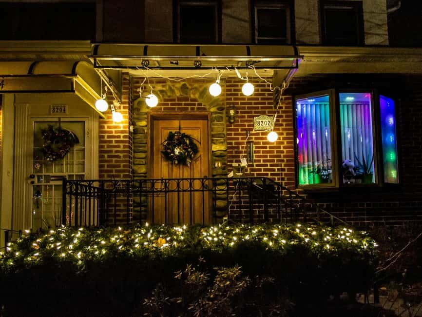 New York Christmas Lights Tour by BUS - FAQs