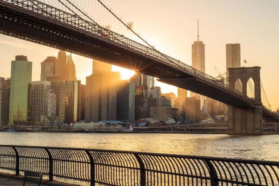 New York City: Brooklyn Bridge and Dumbo Walking Tour - A Detailed Look at the Brooklyn Bridge and Dumbo Tour