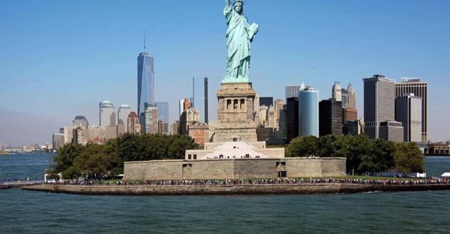 New York City: City Highlights Bus Tour with Stops - Who Should Consider This Tour?