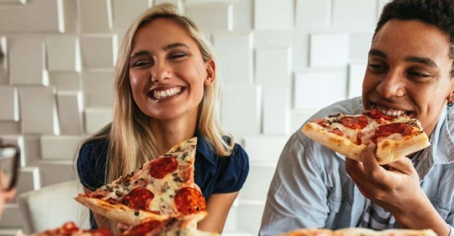 New York City: Sightseeing Walking Tour with Food Tastings - Food Experiences That Capture the NYC Spirit