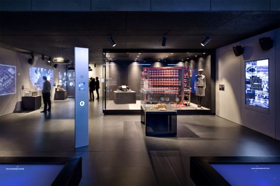 New York: SPYSCAPE Spy Museum & Experience - What You Can Expect Inside