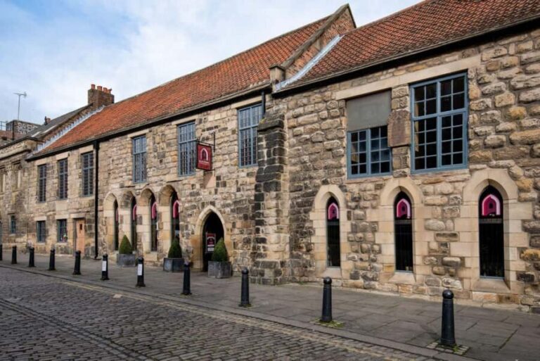 Newcastle: Brewery Tour, Lunch, and Beer Tasting - Who Will Appreciate This Tour?