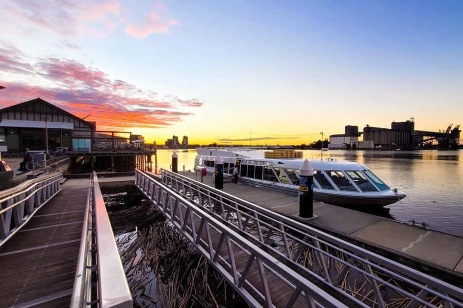 Newcastle: Harbour Dinner Cruise with Live Music - Final Thoughts: Who Is It Best For?