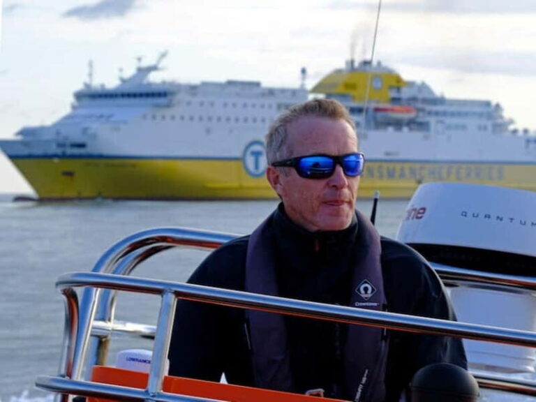 Newhaven: Three Zero Seaford Bay Speedboat Ride - Why and When to Choose This Experience