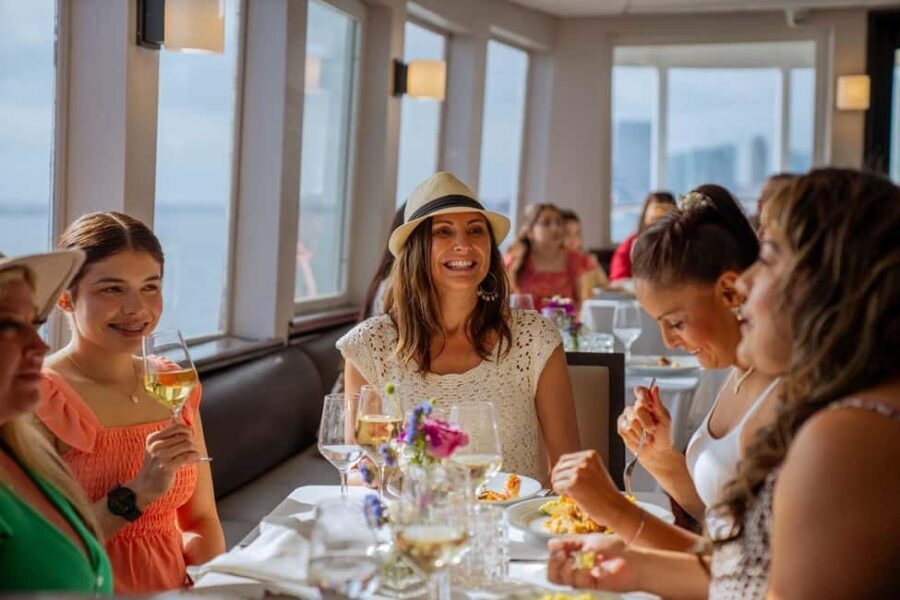 Newport Beach: Champagne and Brunch Buffet City Cruise - The Itinerary: What to Expect