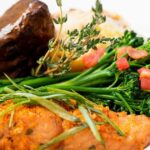 Newport Beach: Christmas Eve Buffet Brunch or Dinner Cruise - What Makes This Experience Valuable?