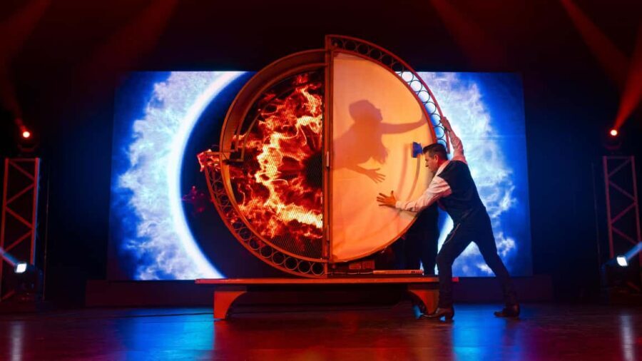 Niagara Falls, Canada: Wild Magic Show Ticket - Frequently Asked Questions (FAQs)