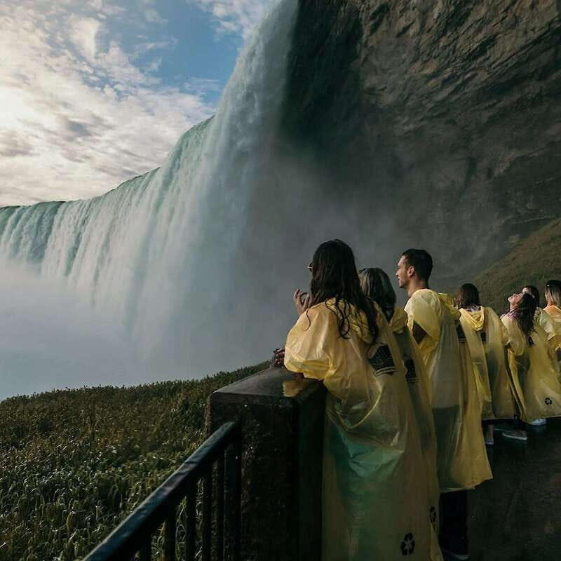 Niagara Falls Tour from Toronto with Optional Boat Cruise - FAQ