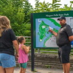 Niagara Falls: USA and Canada Tour with Boat Cruise + Lunch - What Makes This Tour Stand Out?