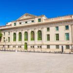 Nîmes: Express Walk with a Local in 60 minutes - Who Should Consider This Tour?
