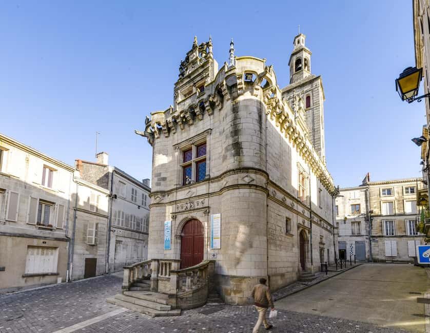 Niort: Guided Walking Tour of the City - Who Will Enjoy This Tour?