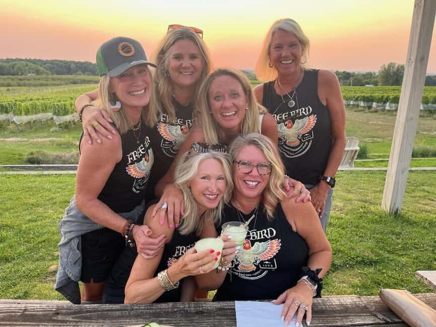 NON BUS 3 Winery Old Mission Peninsula Sunset Wine Tour - The Wineries and the Experience