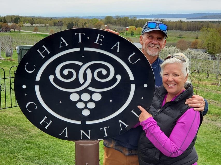 NON BUS Traverse City Old Mission Peninsula 4 Winery Tour - Who Is This Tour Best For?