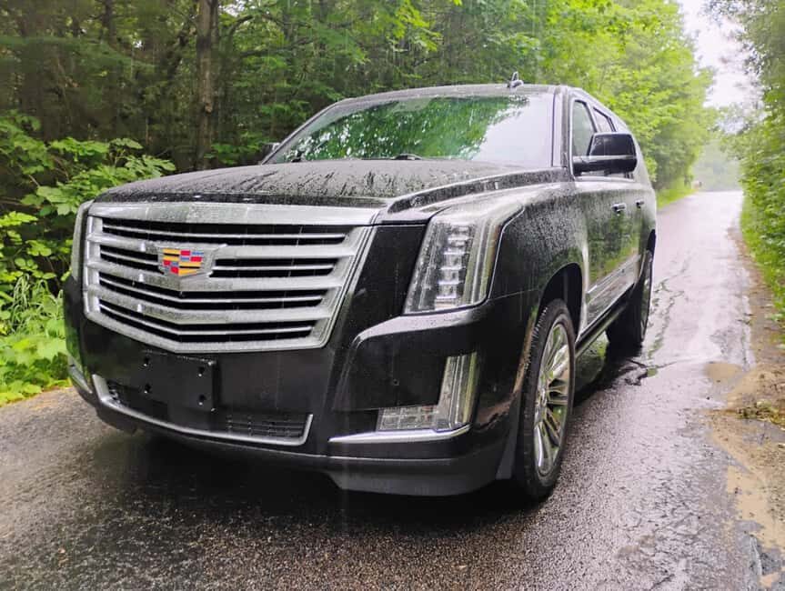 NON BUS VIP Cadillac Escalade Old Mission Traverse Wine Tour - Who Will Love This Tour?
