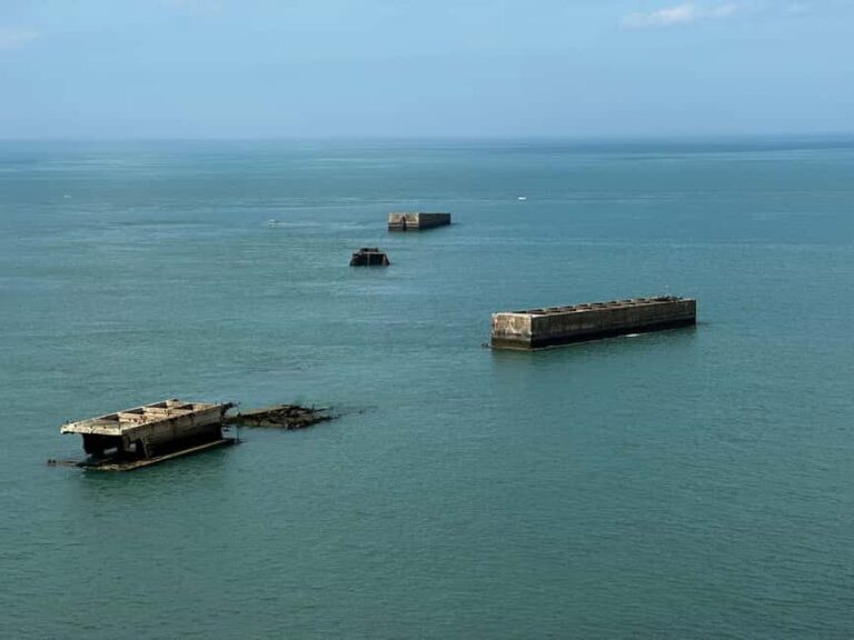 Normandy: Private Guided Tour with a Licensed guide - Why Choose a Private Guided Tour in Normandy?