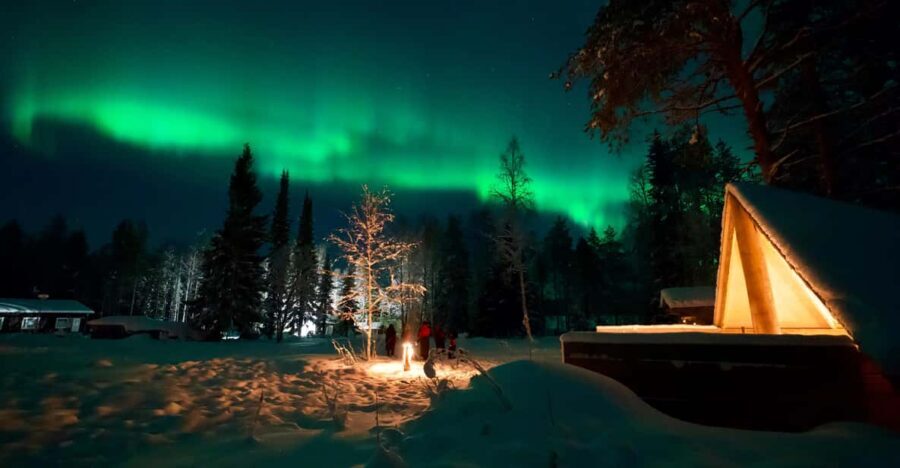 Northern Lights Tour in Atmospheric Cottage - In-Depth Review of the Experience