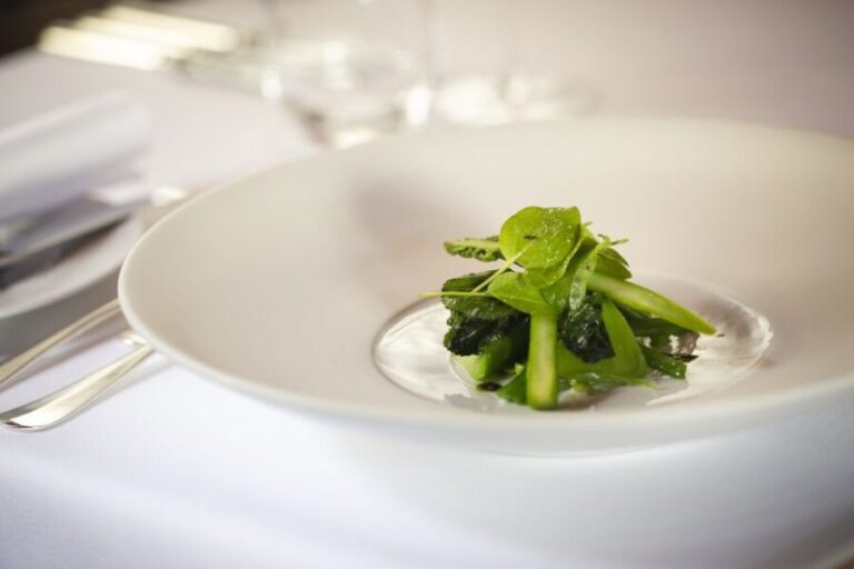 Nuremberg: City Highlights and Culinary Tour with Tastings - Who Will Enjoy This Tour?