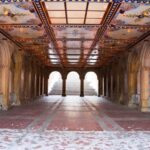 NYC: Central Park Guided Walking Tour English-Spanish - Exploring Central Park with a Local Guide