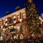NYC: Dyker Heights and NYC Holiday Lights Luxury Bus Tour - Key Points