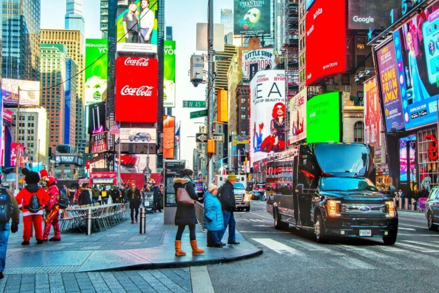 NYC: Guided Bus and Walking Tour with Staten Island Ferry - A Deep Dive into the Tour Experience