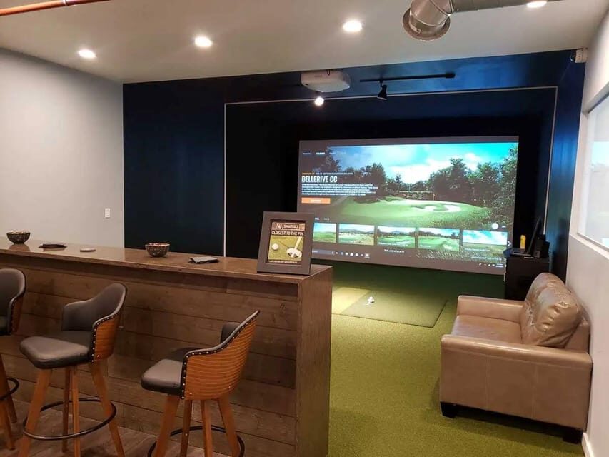 NYC Midtown: VR Golf Experience with Pizza and Beer - The Sum Up
