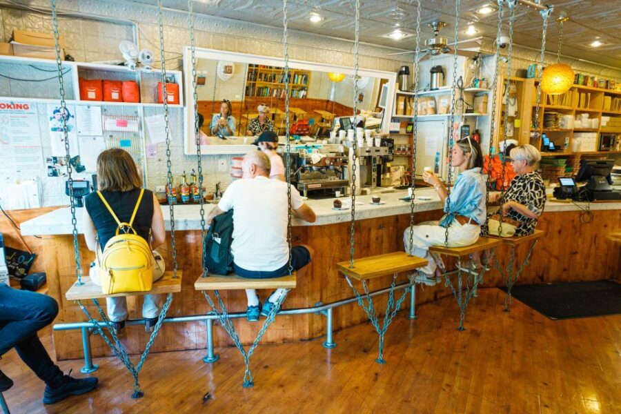 NYC: The Original Cupcake Tour of Greenwich Village - A Deep Dive into the Sweet Side of Greenwich Village